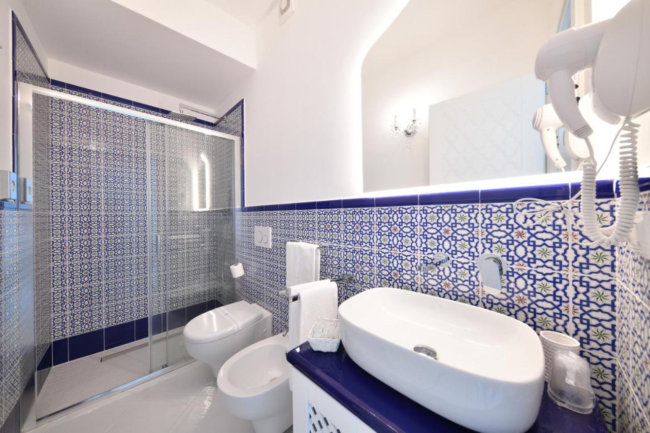 King Suite - Luxury Rooms Forio  Exterior photo